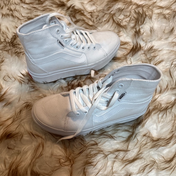 Vans Sk8-Hi Stacked Platform Canvas True White Sneakers Women New - Picture 1 of 5